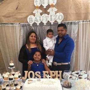 Meet your Posher, Jose alexa joseph ayde